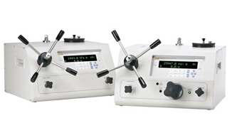 ���։���У����